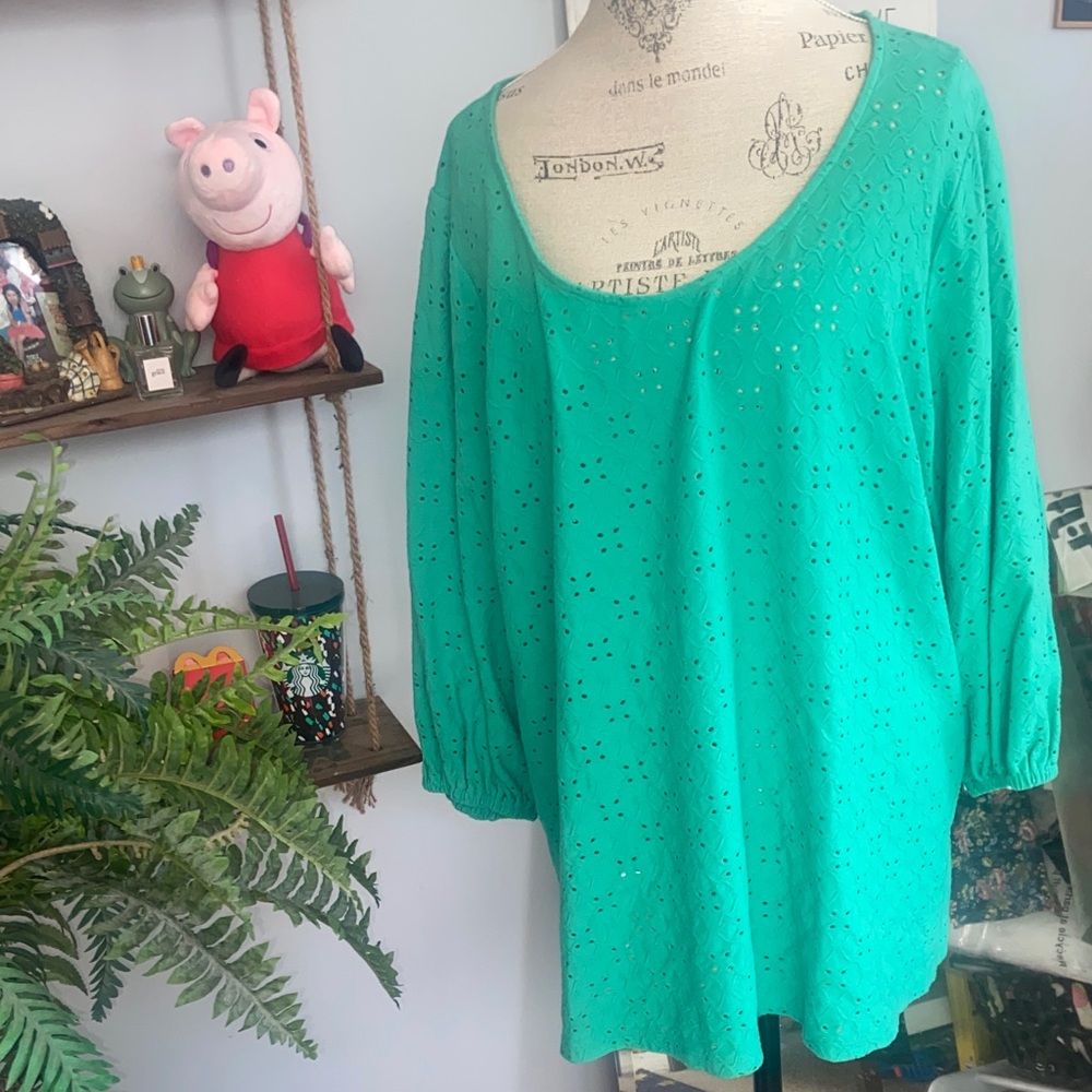 Ava & Viv 2X Plus Size Green Scoop Neck Eyelet Women's Top Blouse Gathered Wrist